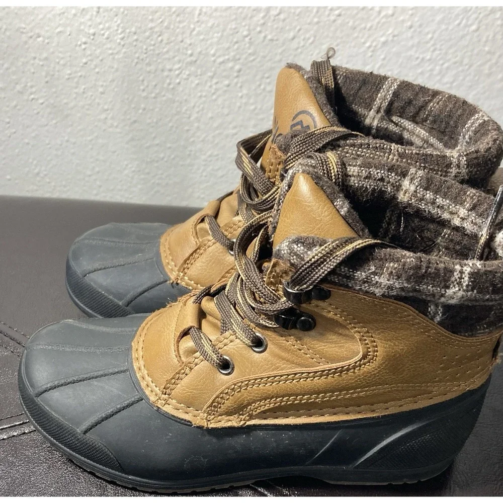 Magellan Outdoors Rain Boot Unisex Kids Brown Black Waterproof Lace Up Size 1 Y